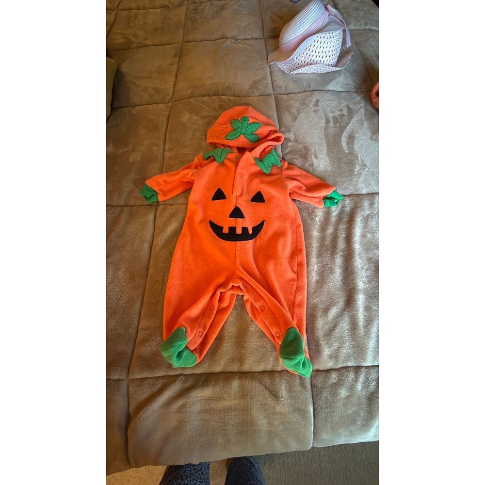 Pumpkin Outfit